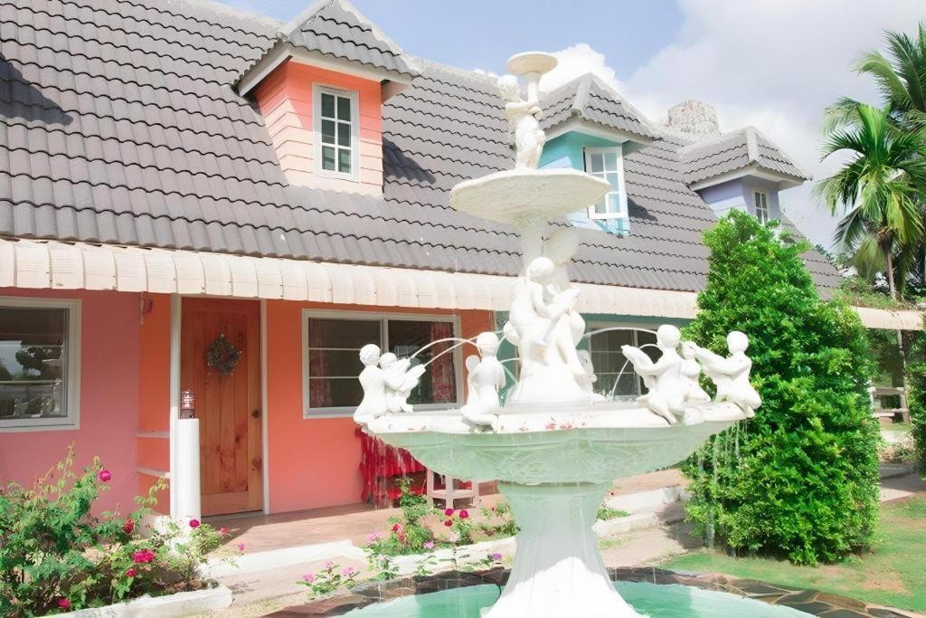 Charisma Resort Suan Phueng Exterior foto